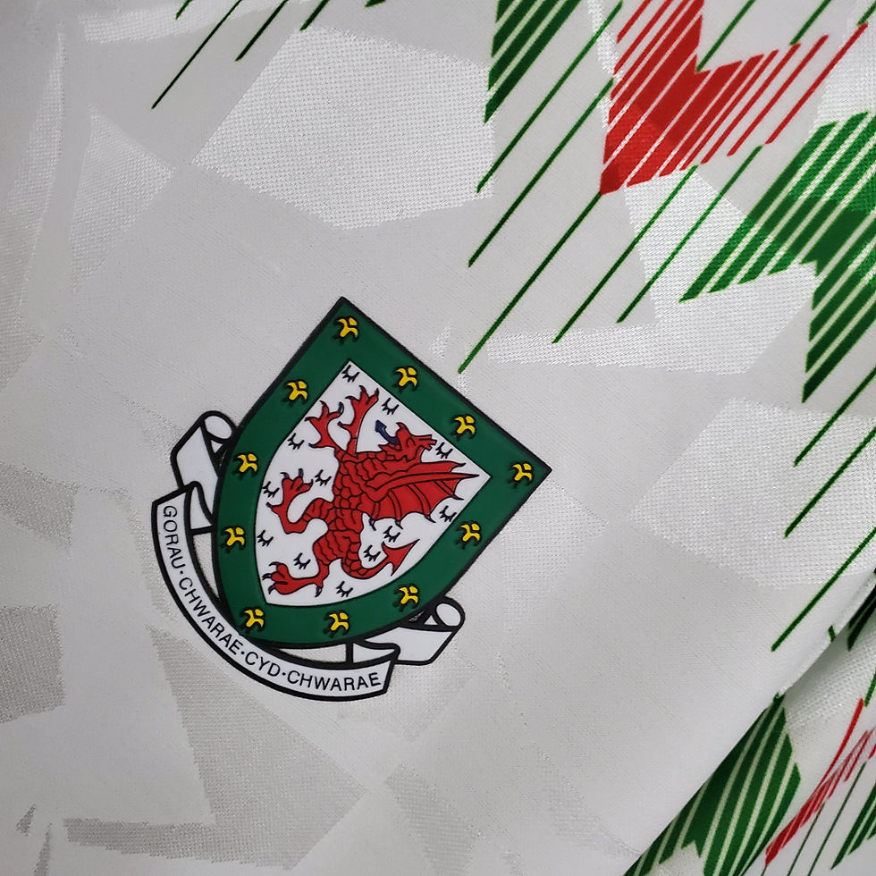 Thumbnail: Wales Away 1990/92