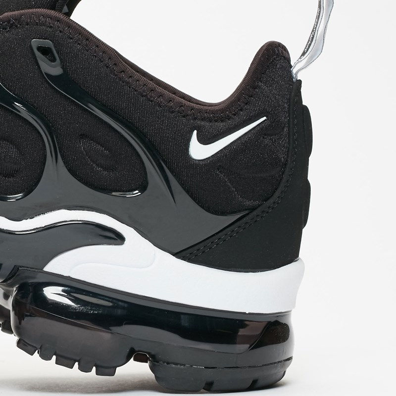 Миниатюра: Air Vapormax Plus Black and White