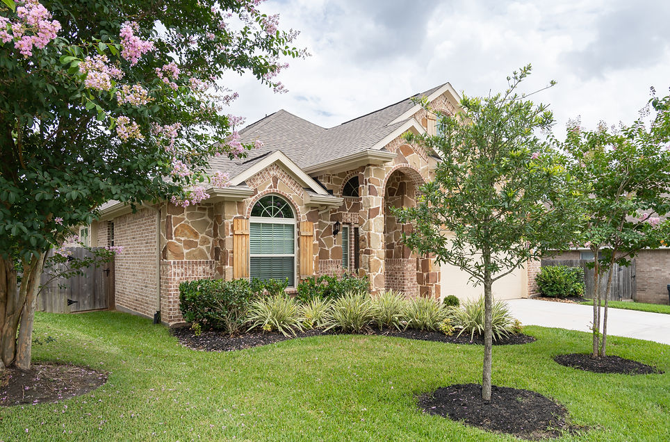 3809 Evergreen Way-2.jpg