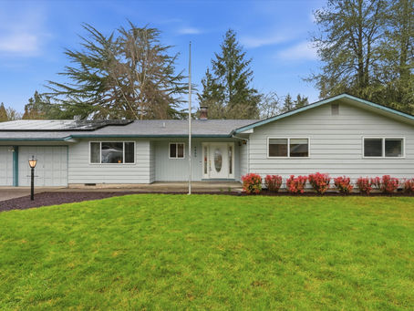Just Listed in Hillsboro: Spacious Single-Level Living in a Fantastic Neighborhood