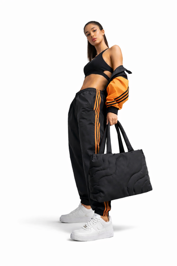 Markalara özel üretilmiş çanta modeli, butik ve seri imalata uygun