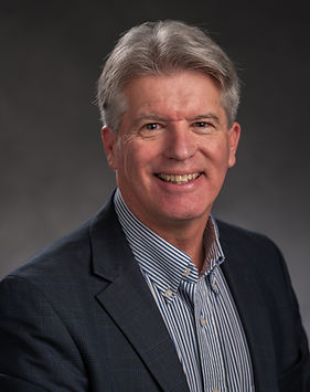 Tom Smith Headshot.jpg