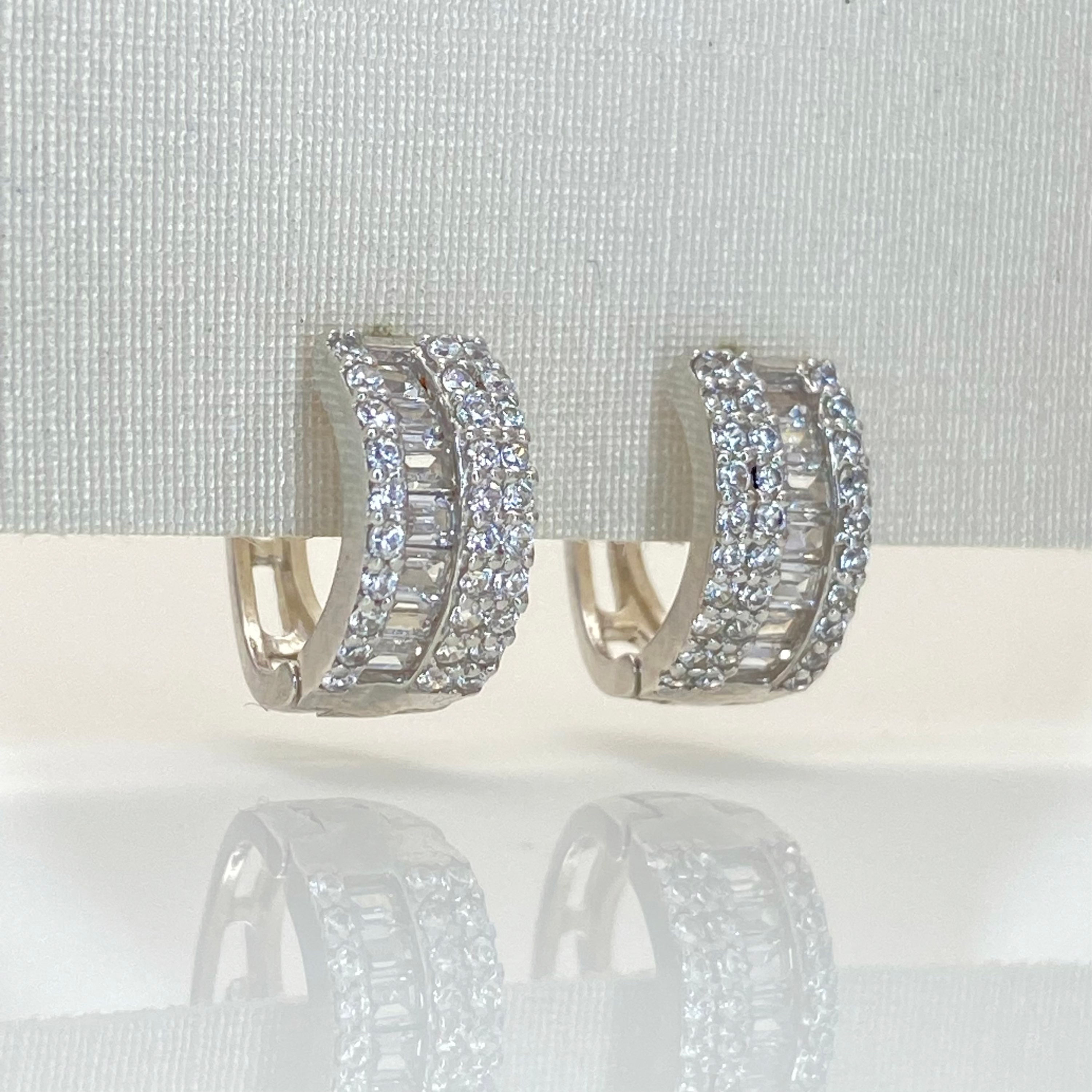 Brinco Argola Cravejada - 12,6mm