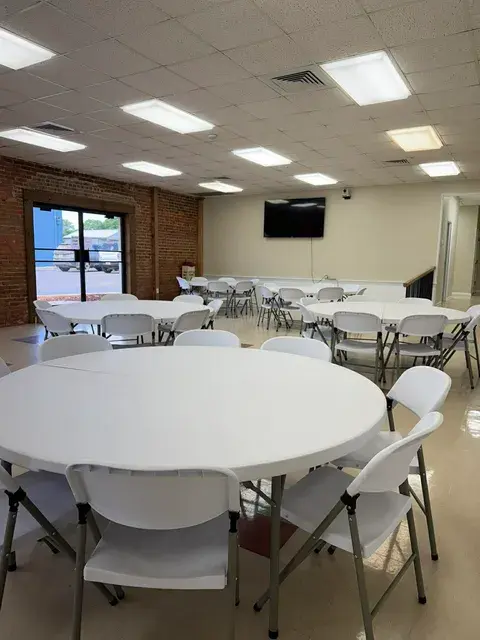communtiyr room 1.webp