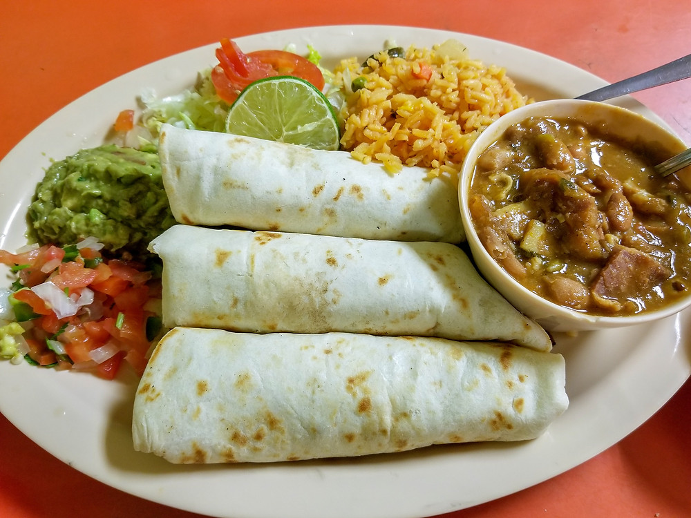 Tacos al carbon plate: those tacos are HUGE.