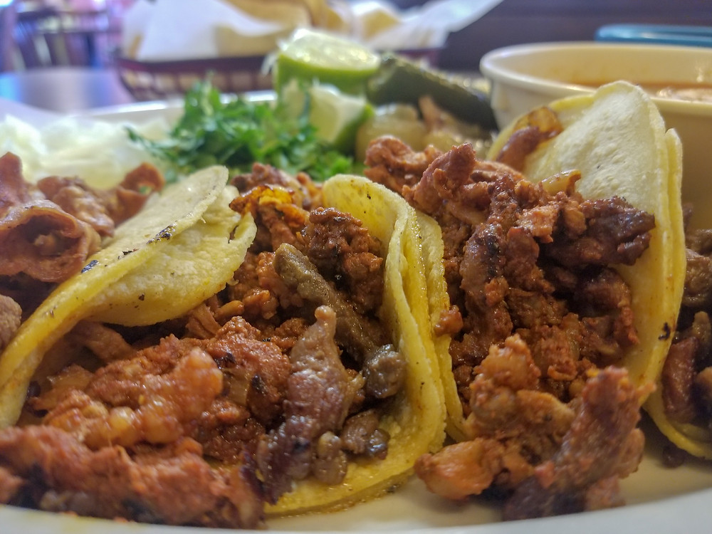 Taqueria El Jaliciense mini tacos