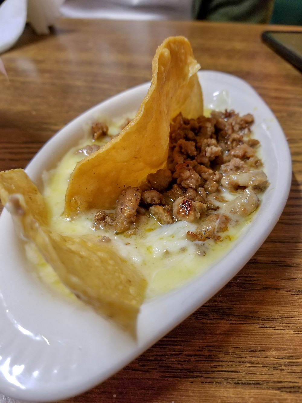 queso flameado w/chopped bistec