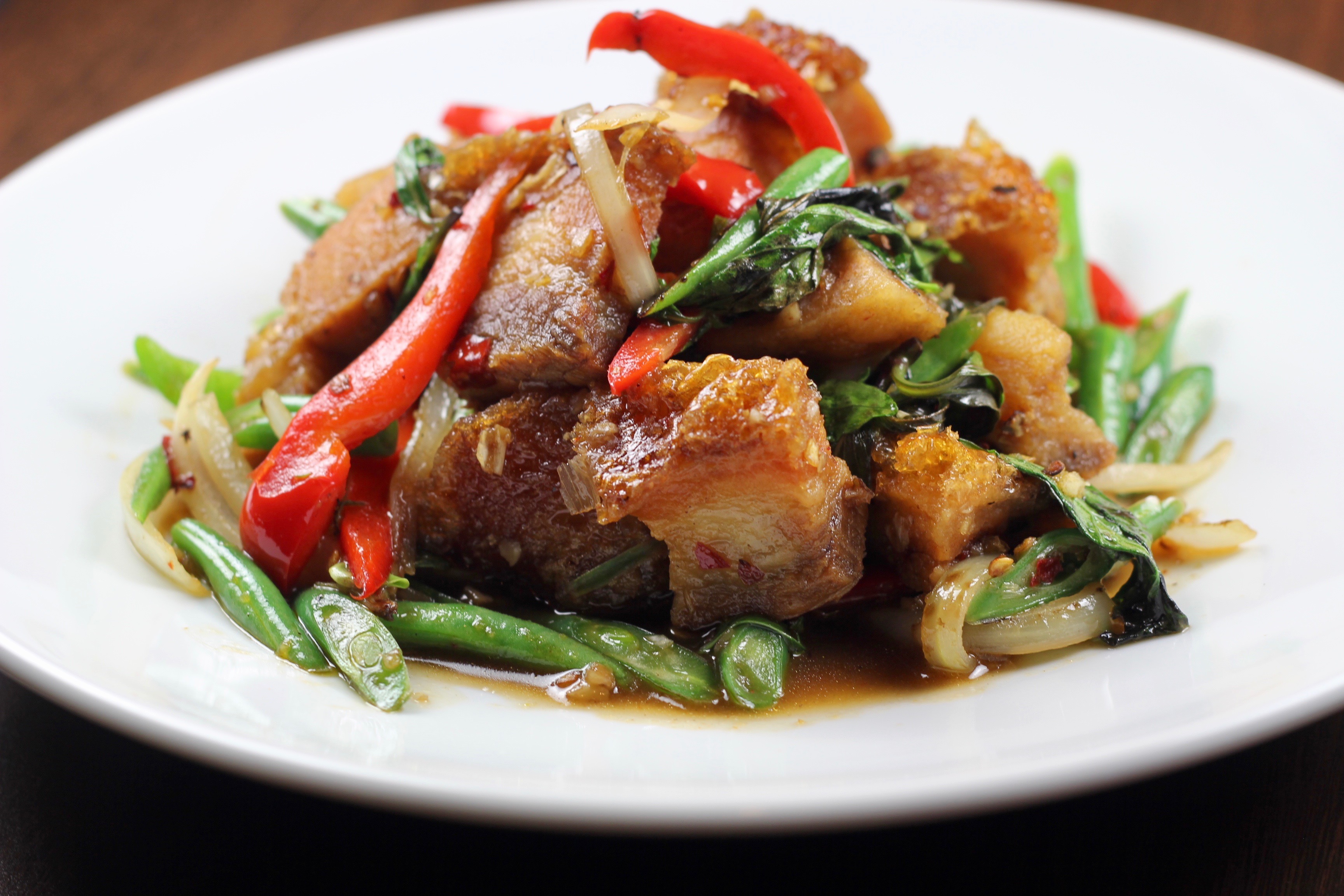Spicy Basil Crispy Pork