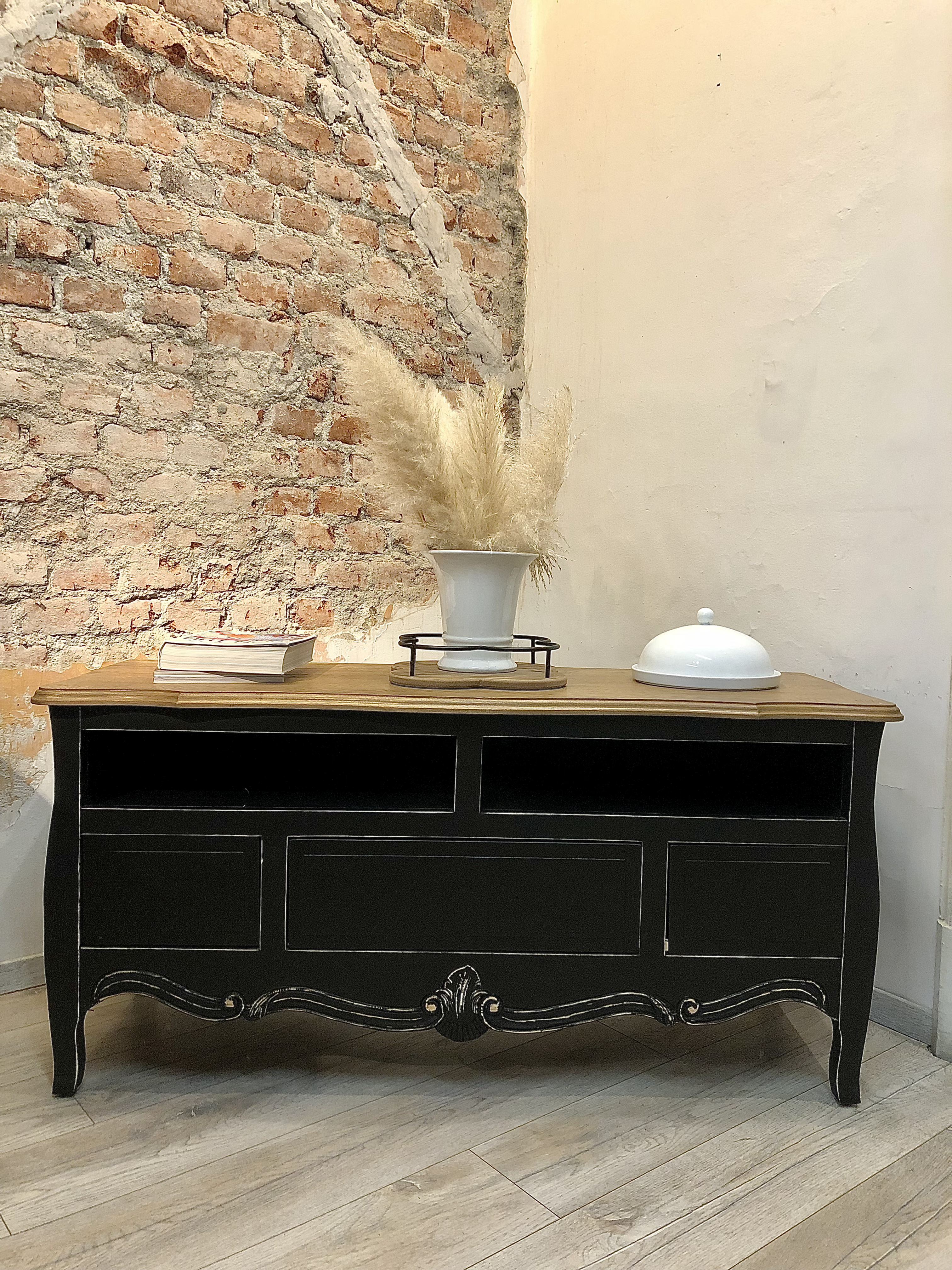 Mueble de TV "Doméstico"