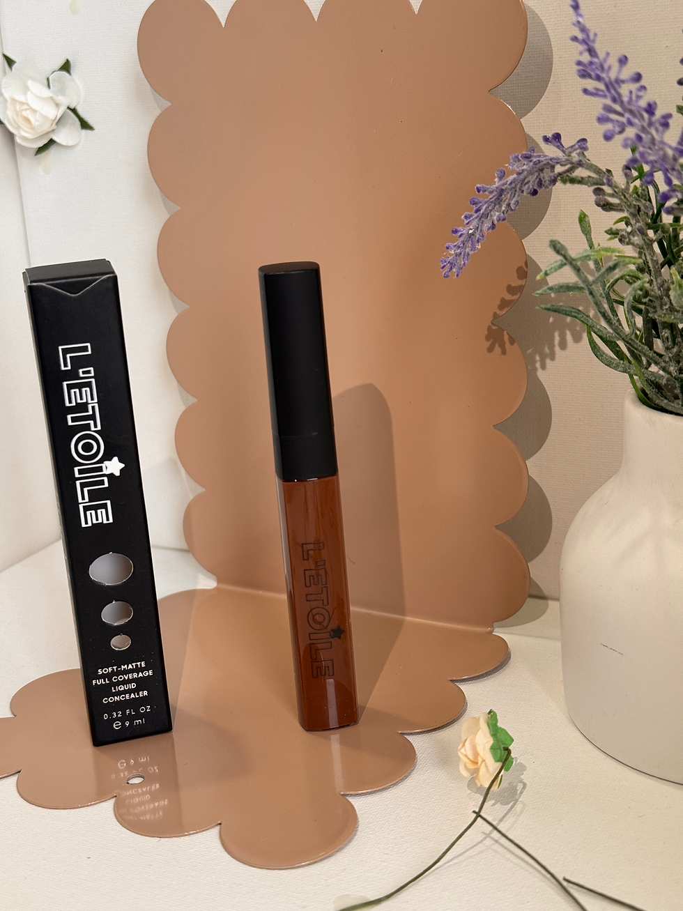 Thumbnail: L’etoile Concealer