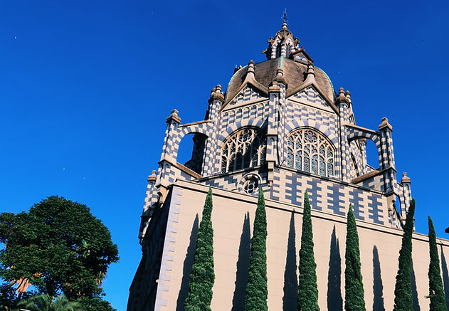 Medellin 1_edited.jpg