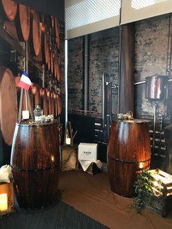 Gin Around The World - 1