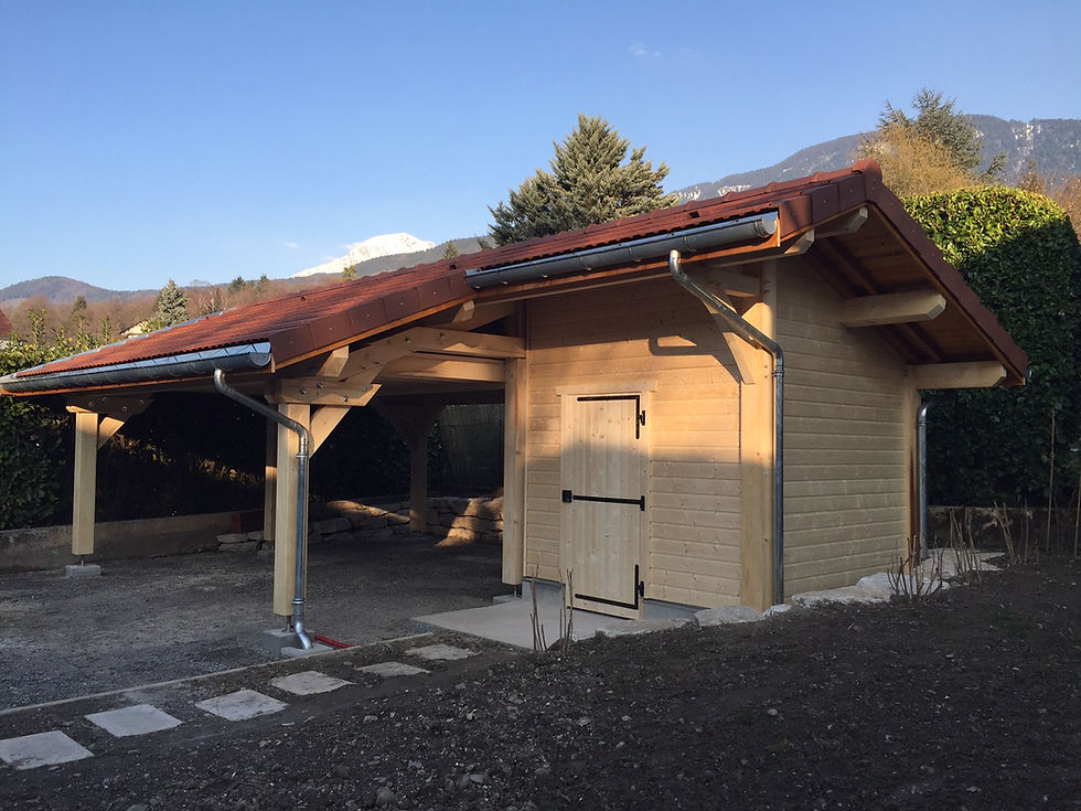 Garage sur poteaux à VAULNAVEYS