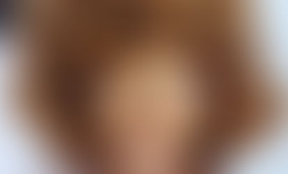 After threatening to sue for damages, Cindy Okafor apologizes for not tagging her dress donors