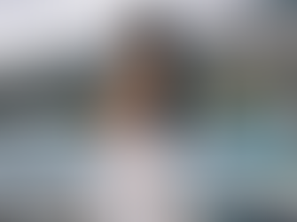 Toke Makinwa flaunts her killer curves in s3xy swimwear photos