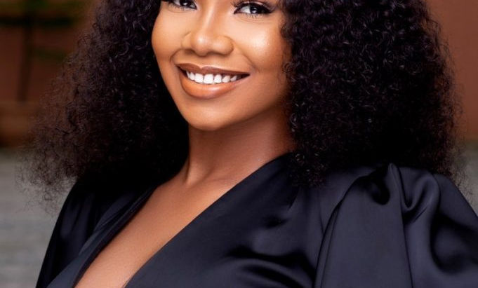 Twitter CEO, Jack Dorsey follows Tacha on Twitter