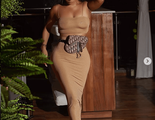Braless Toke Makinwa flaunts nipples in new sexy photos