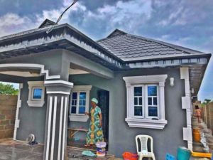 Singer, Qdot buys his mother