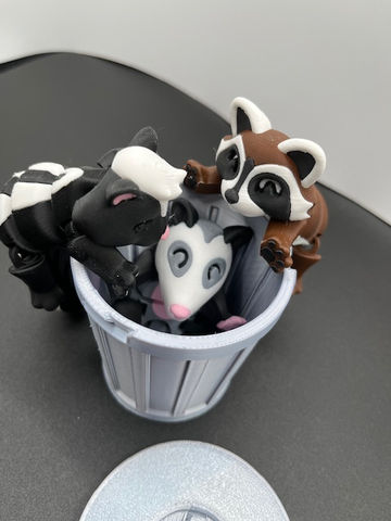 Trash buddies