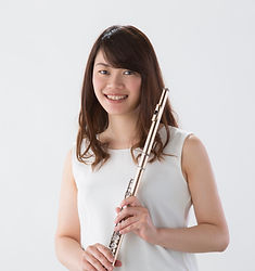 井岡郁子 フルート奏者..jpeg