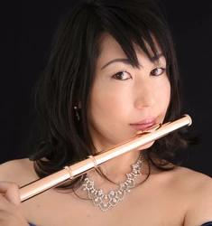 佐藤梢 フルート奏者