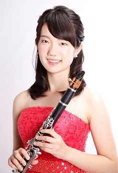 新谷美歩　クラリネット奏者.jpeg