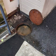 Clogging in a drainage manhole