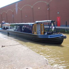 57ft Semi Trad Painted Interior