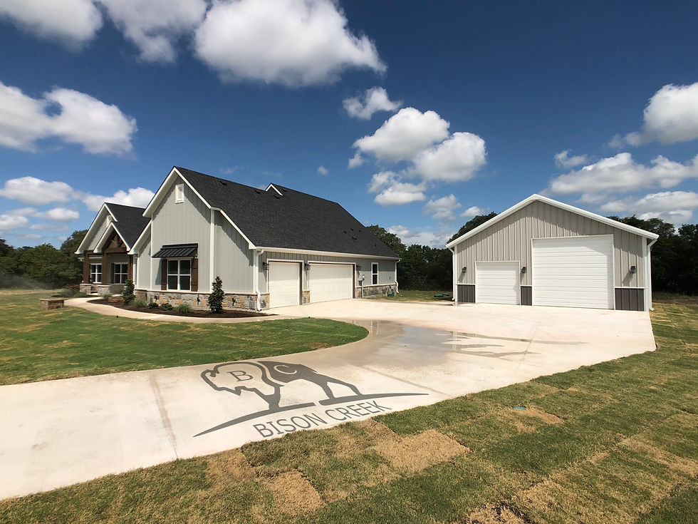 GARAGE SIDE VIEW