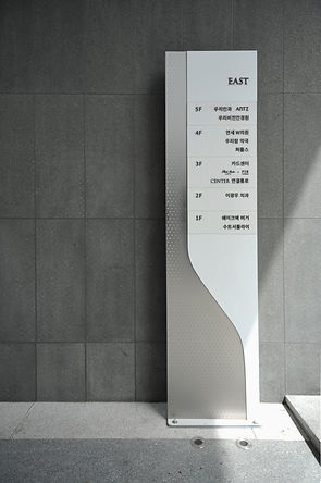 210413 사인.jpg