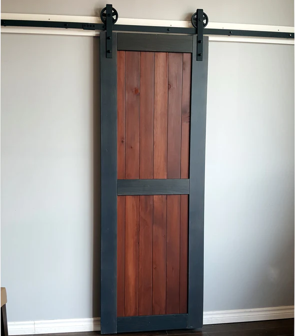 Viba_divided_panel_solid_pine_barn_door_590x.webp