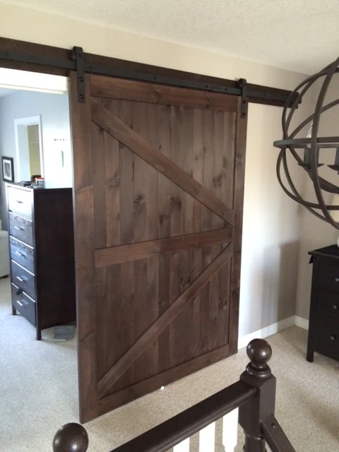 VibaKstylesolidpinebarndoor2_480x.webp