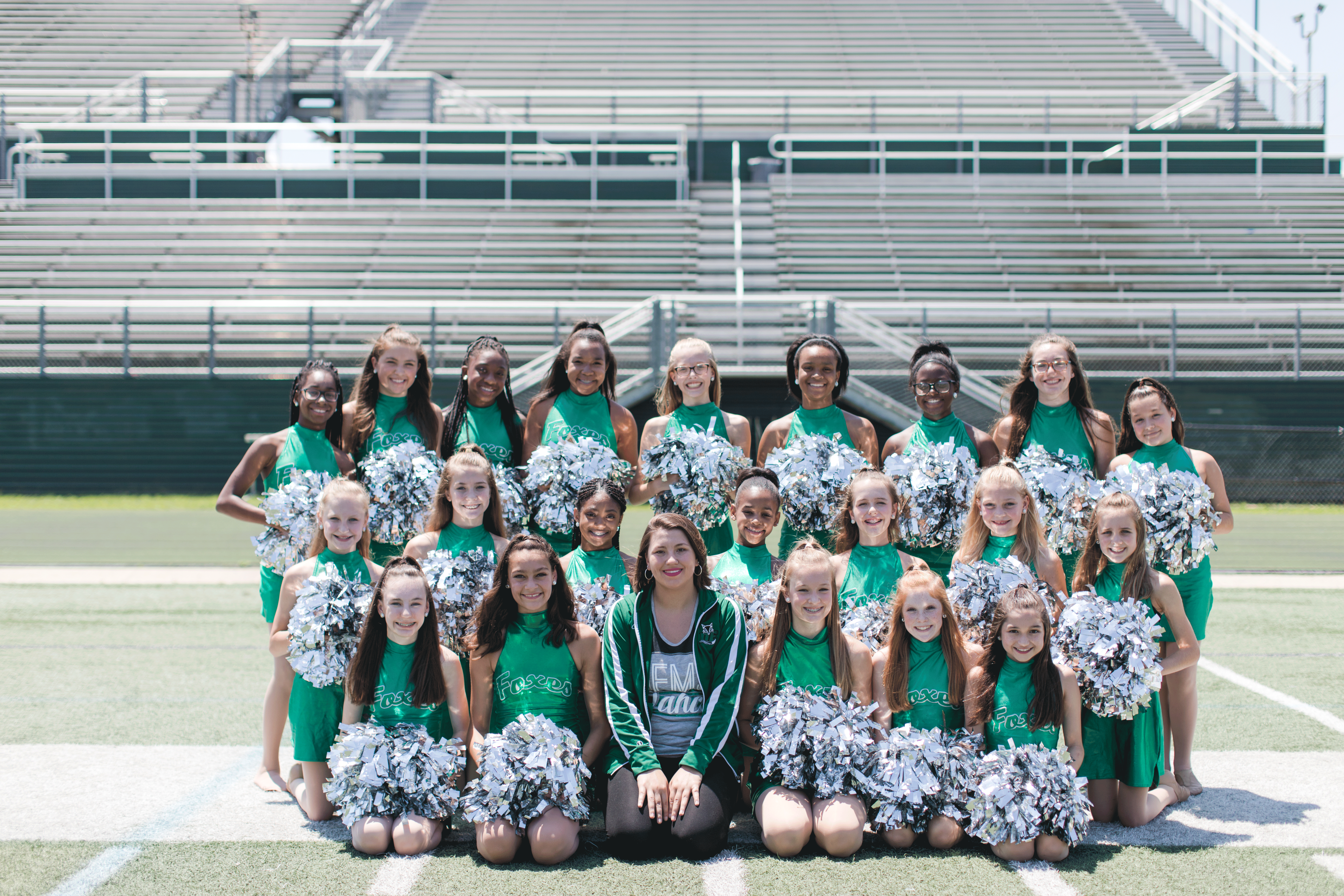 Dazzlers-Team-Pics-8126.gif
