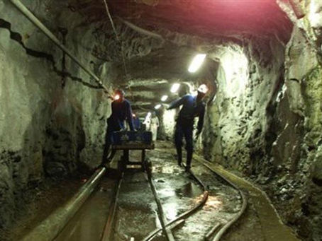 Χόρχε Μπουκάι: Οι έξι μεταλλωρύχοι