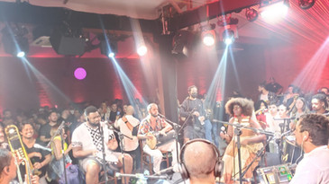 Paulinho Pires | Percussão