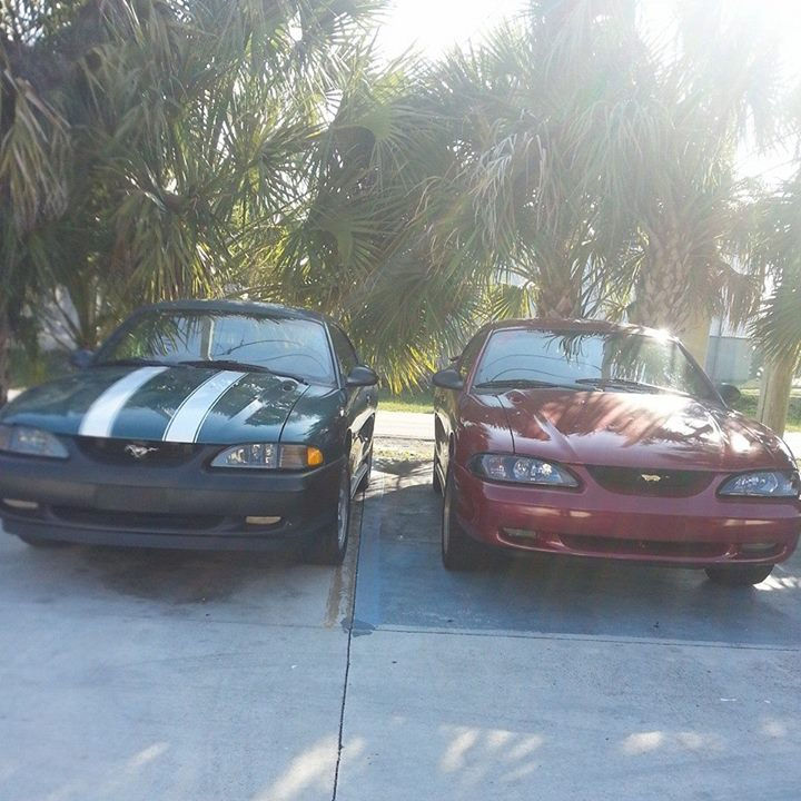 found a hood at the junk yard with racing stripes lmao so we changed my brothers hood