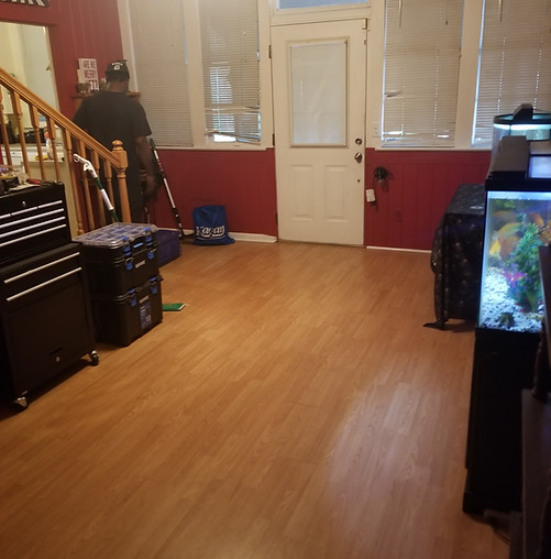 Clean hardwood floor in a room after professional move out cleaning services