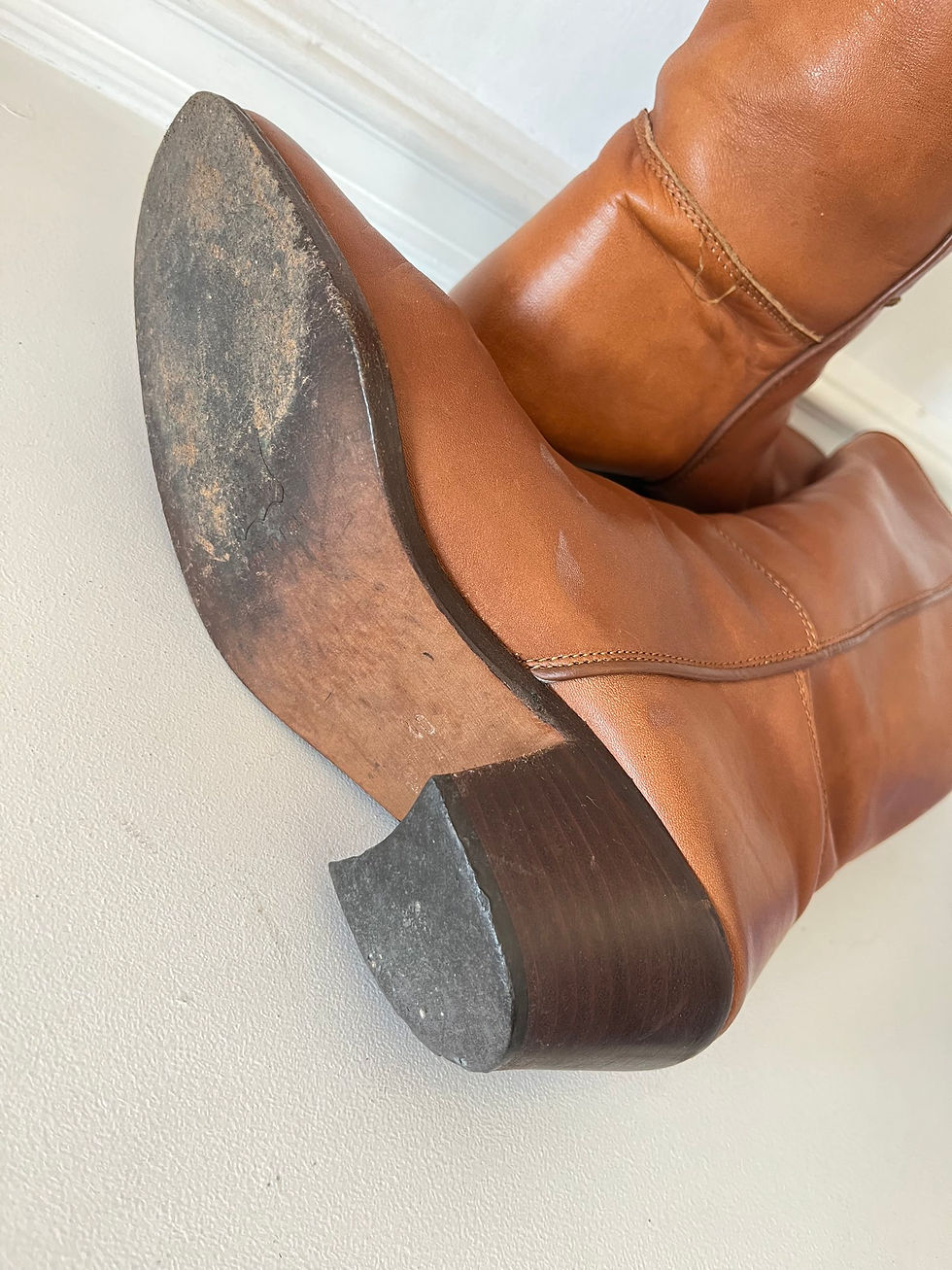 Thumbnail: Vintage Brown Leather Boots