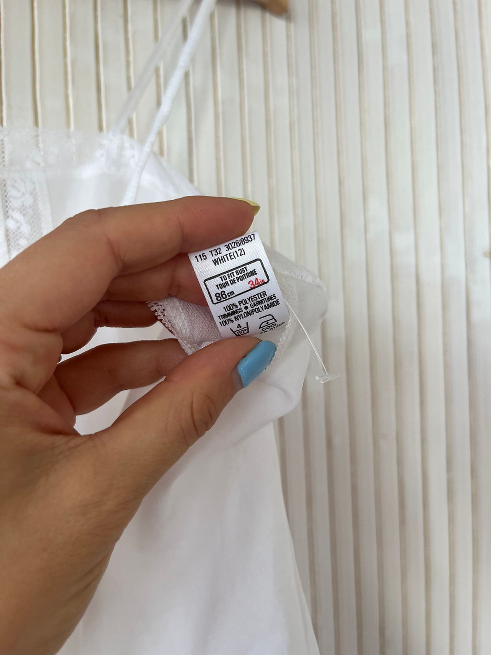 Thumbnail: Vintage White Top