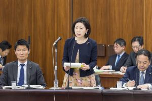4月23日参議院厚生労働委員会で質問させていただきました。