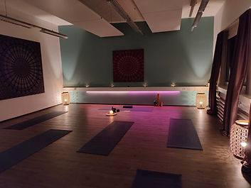 WhatsApp Image 2023-11-21 at 22.25.23.jpeg