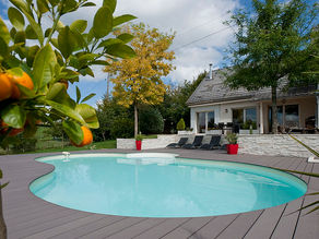 Hôtels, mas et gîtes en Provence : préparez votre piscine avant la saison touristique