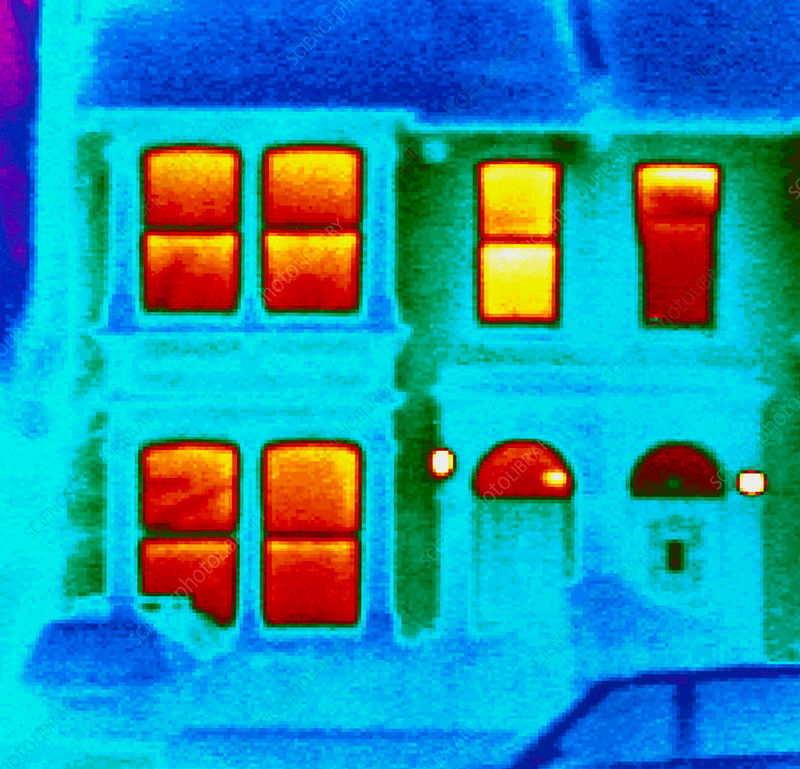H5840081-Thermogram_showing_heat_loss_from_a_house.jpg