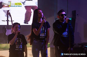 49170059_2132438740140318_92140678534964