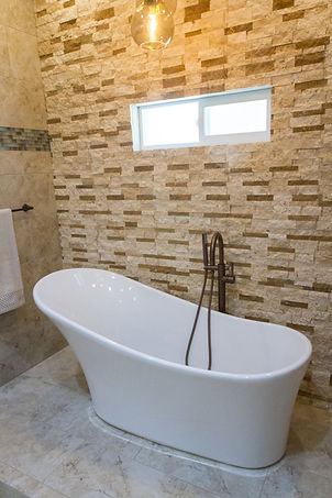 Cervantes Construction Solutions Bathtub Re-Glazing