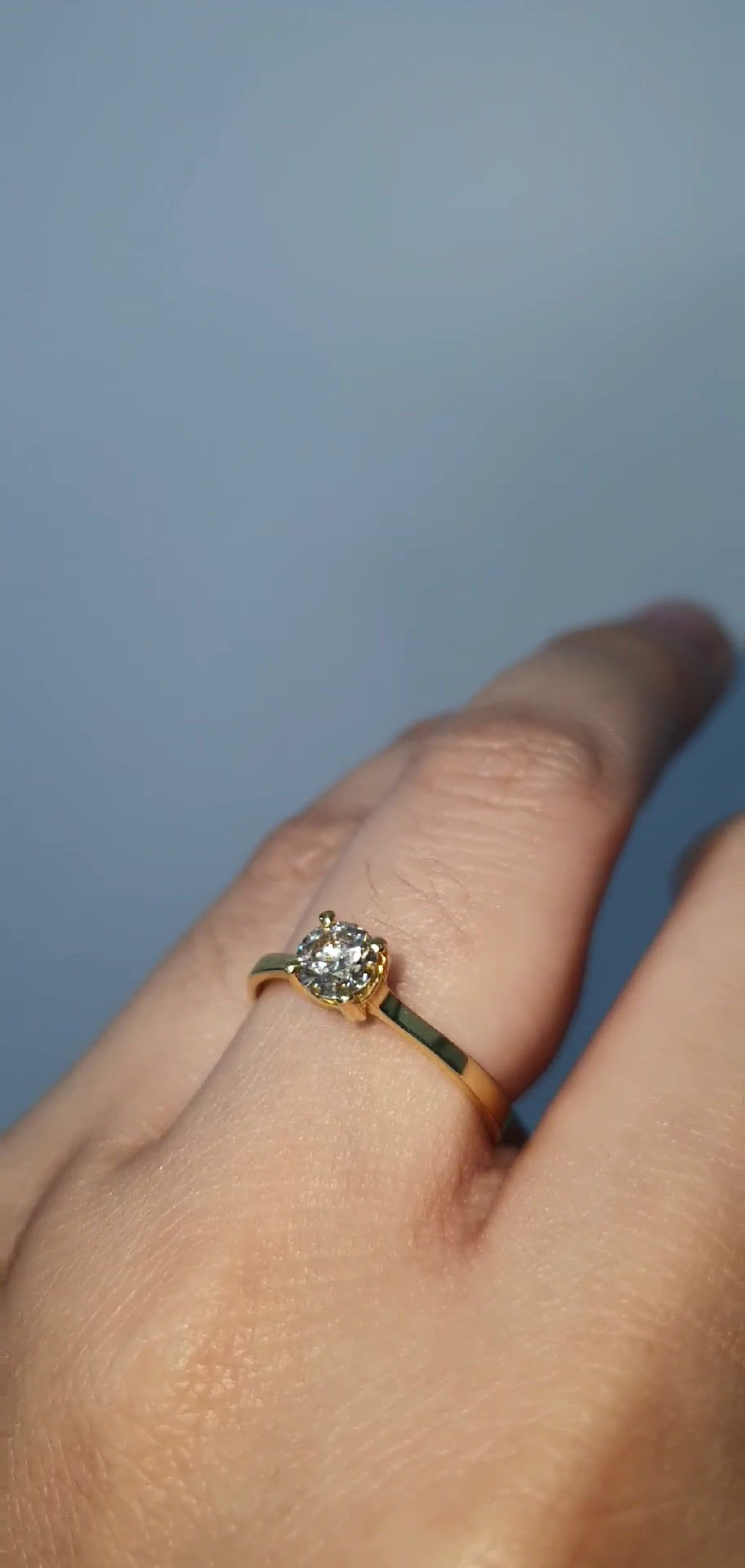 Thumbnail: 0.41 ct 18K Round Solitaire Engagement Ring