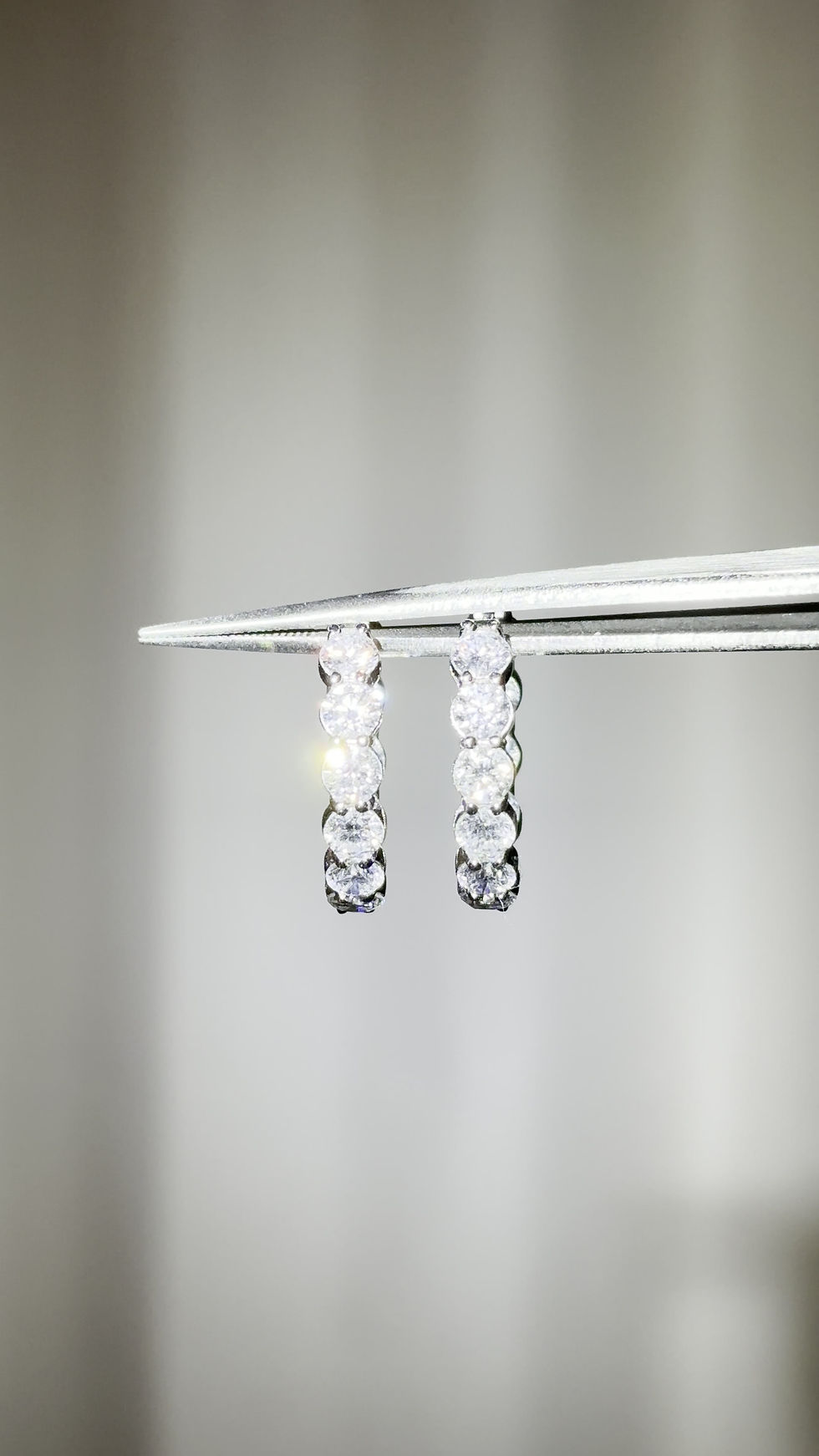 Thumbnail: In & Out Hoop Earrings 5 ct lab grown 18K, WG, 21mm
