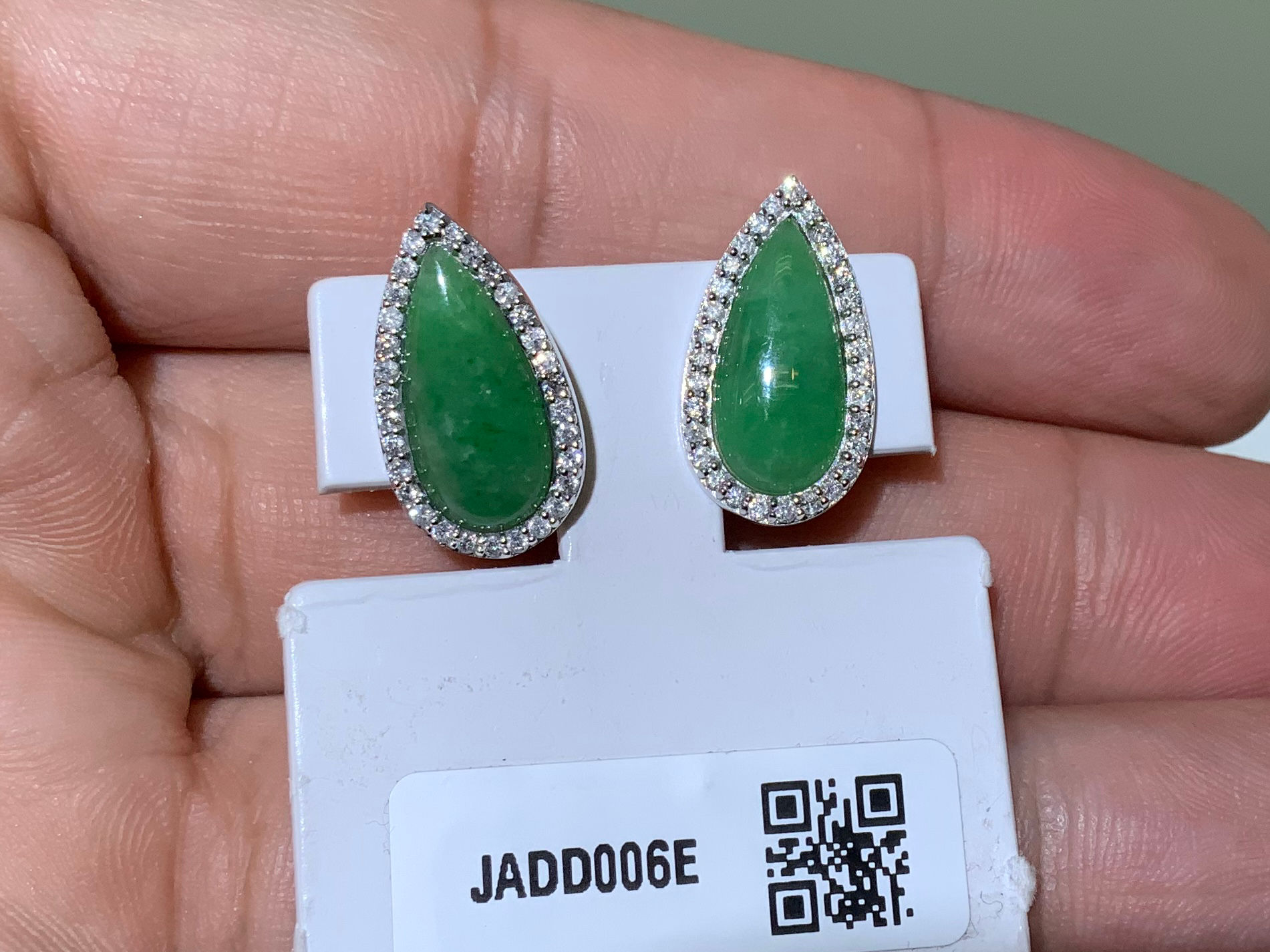 LJ#224 | 4.60ct | Jade | 3.00g