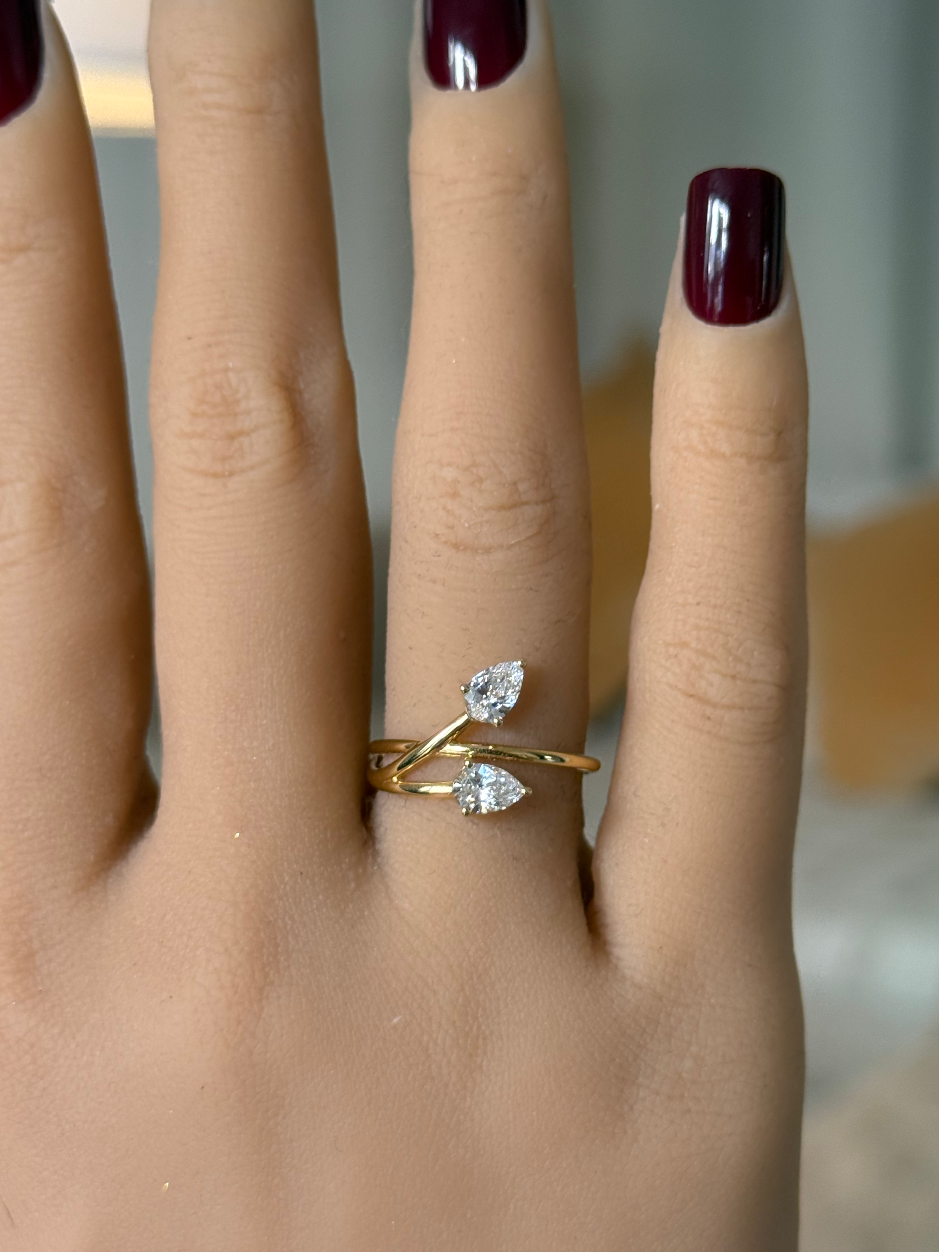 Pear Overlap Ring (Lab Grown)