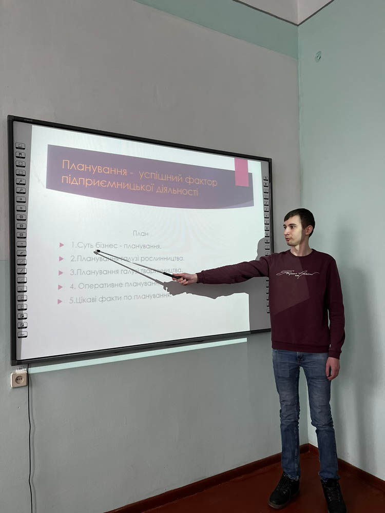 0-02-0a-79e22e7b71d35f2b8e94b7c736e806943a2f4f68f628a3c4eab4cca93b4185b8_c969b823693bd7c2.